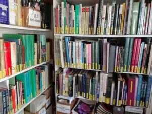 R2 – Reol tilhører Rhododendronforeningen